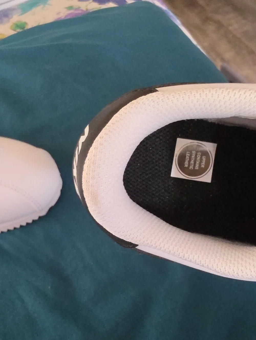 Kids Nike White Sneakers with Black Swoosh Size 2.5y